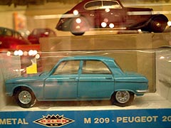 Peugeot204@PILEN